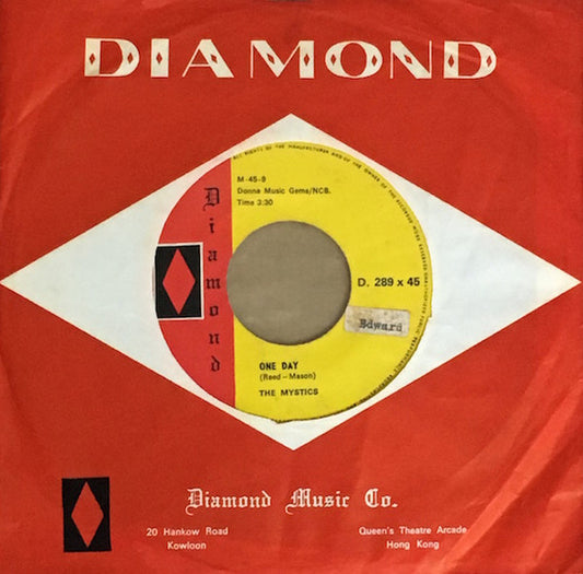 Mystics (5) : One Day (7", Single)