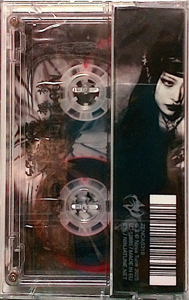 Yeule : Evangelic Girl Is A Gun (Cass, Album)