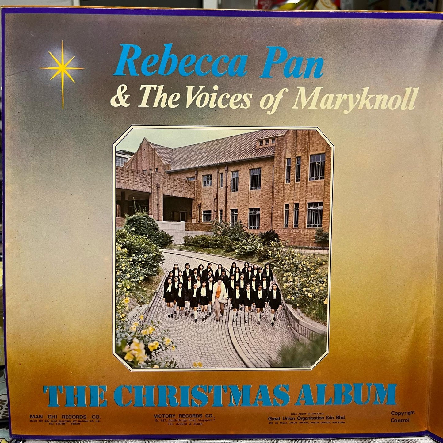 Rebecca Pan & The Voices of Maryknoll - White Christmas (4-channels) - Five Flags Records